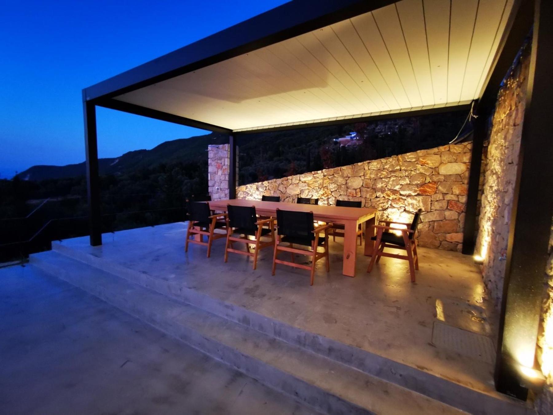 Villa Mandevilla Hillside Luxury *
