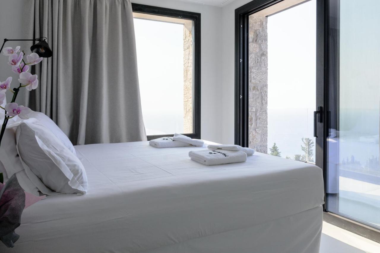 Villa Mandevilla Hillside Luxury
