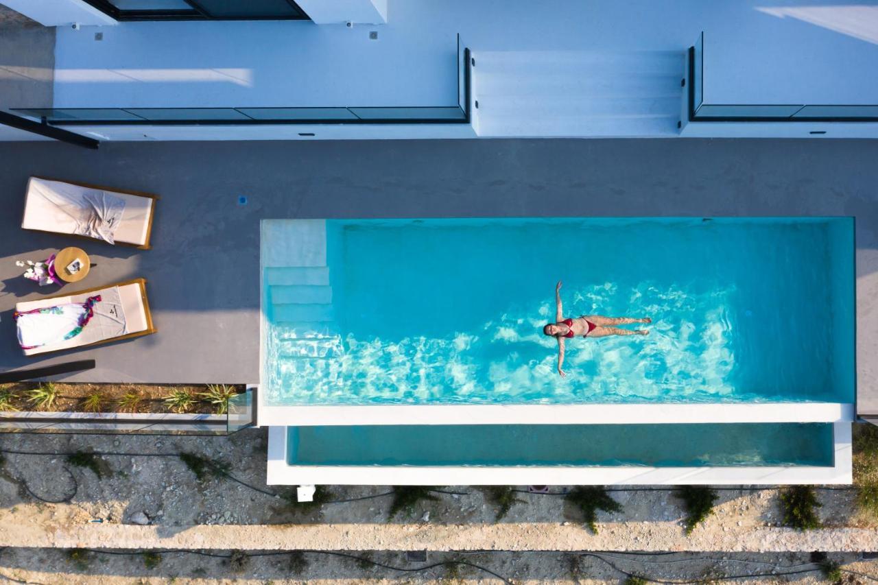 Villa Mandevilla Hillside Luxury