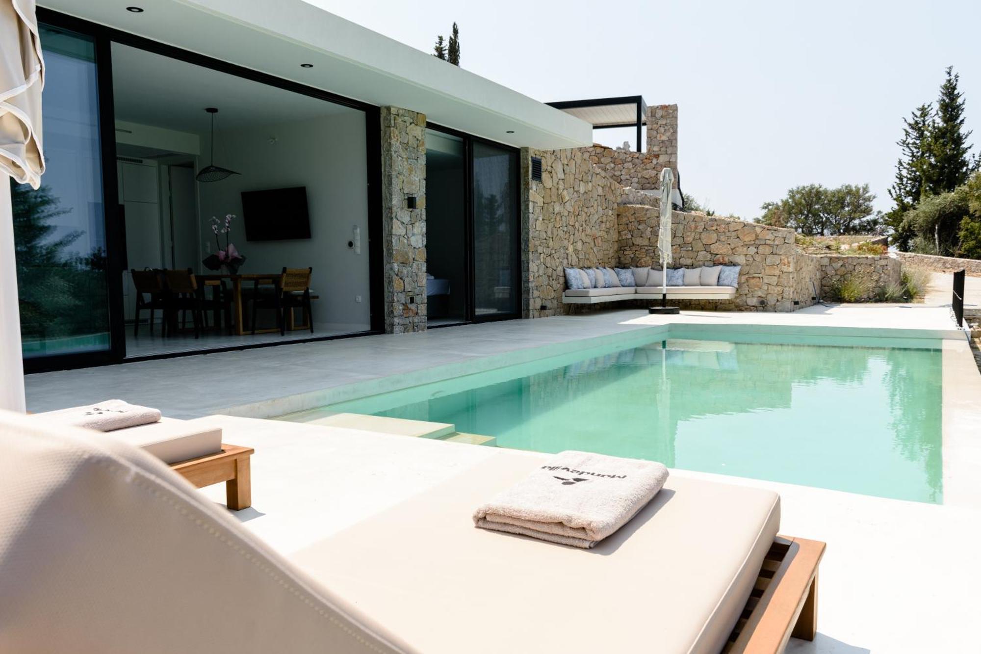 Villa Mandevilla Hillside Luxury