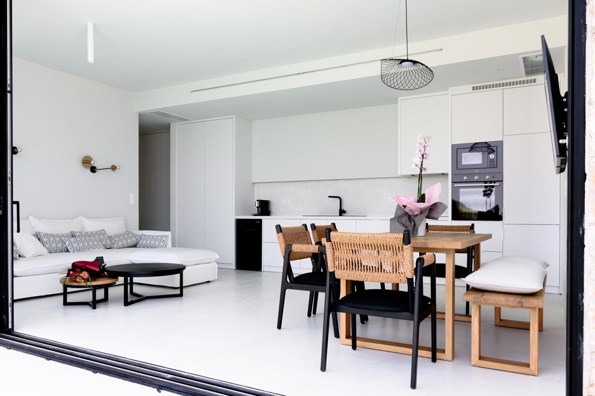 Villa Mandevilla Hillside Luxury *
