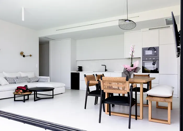 Mandevilla Hillside Luxury Villas